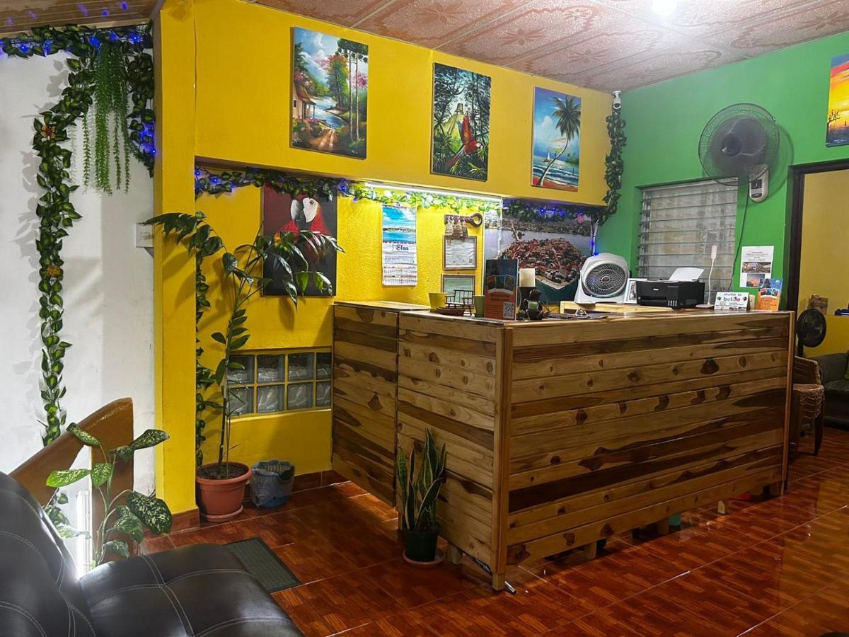 Casa Maya Itza Flores Eksteriør billede