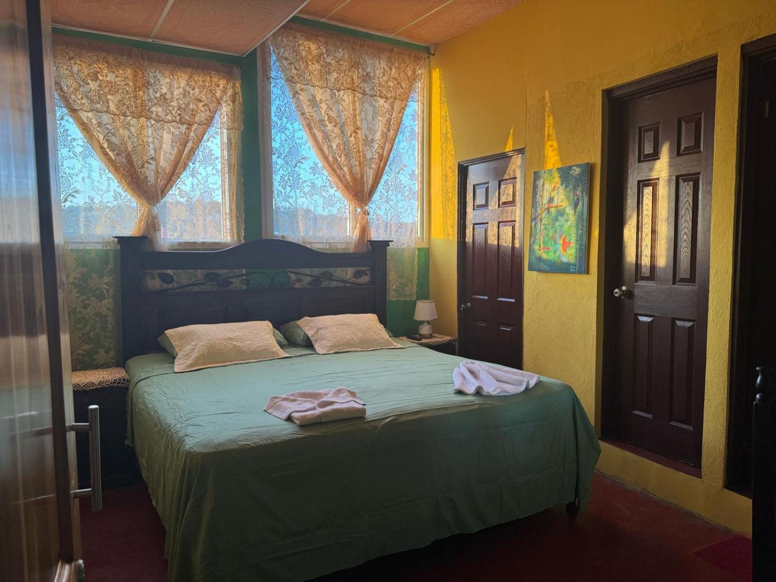 Casa Maya Itza Flores Eksteriør billede